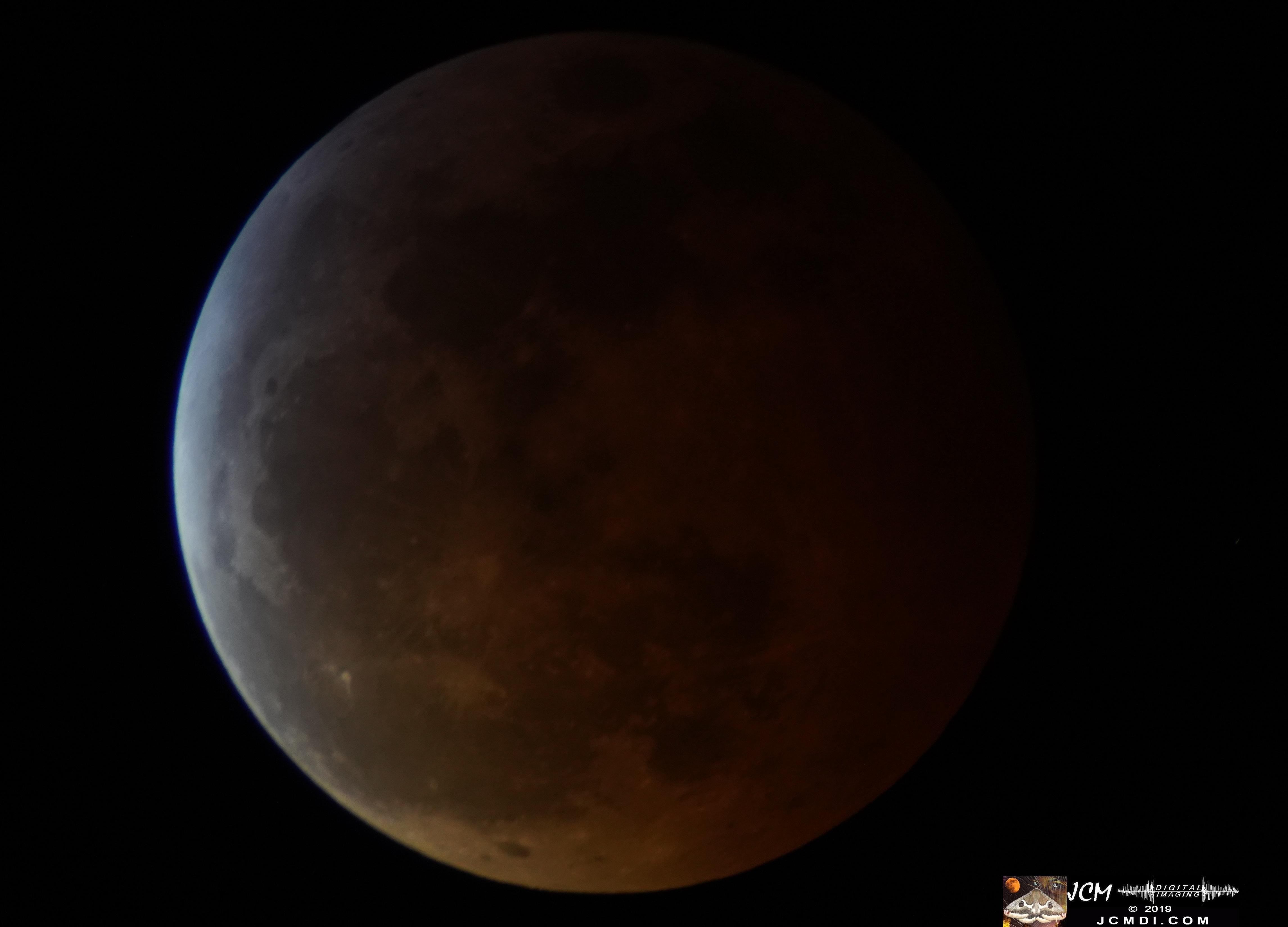 Super blood moon lunar Eclipse 1600mm Celestron dark but good